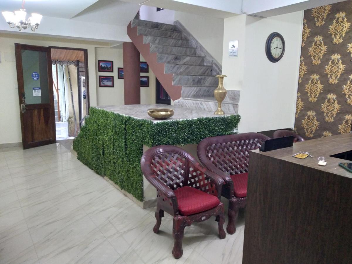 Hotel Shivalik Retreat 甘托克 外观 照片