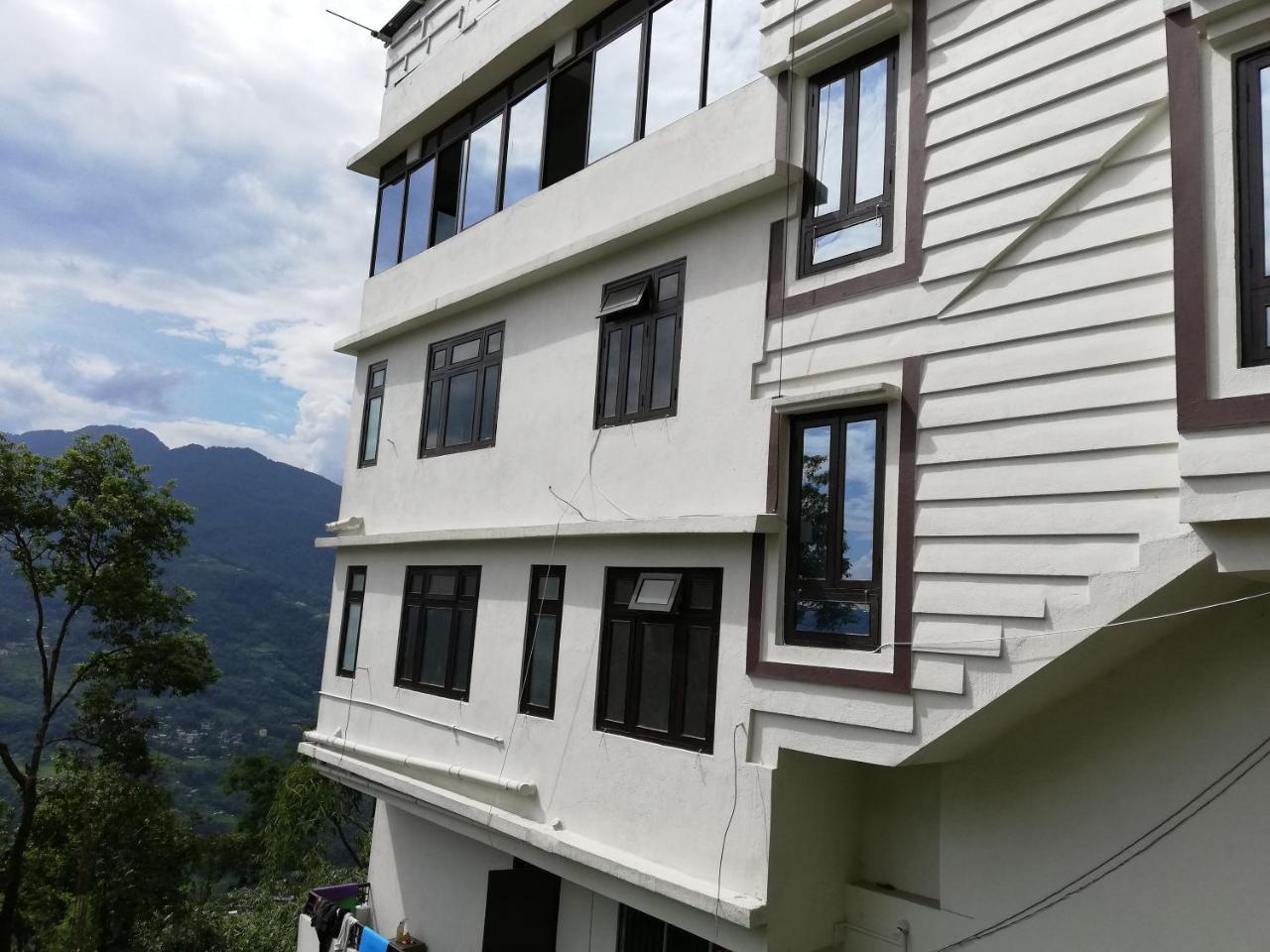 Hotel Shivalik Retreat 甘托克 外观 照片